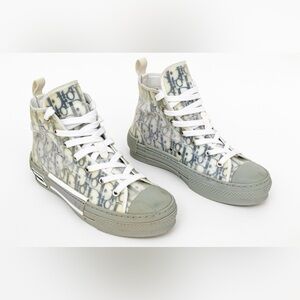 Women’s Christian Dior high top sneakers, B23 oblique canvas trainers size 7.5.